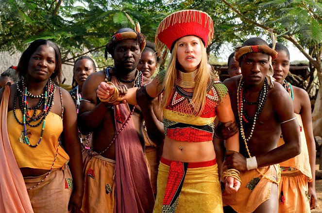 Im Brautkleid durch Afrika - Z filmu - Wolke Hegenbarth