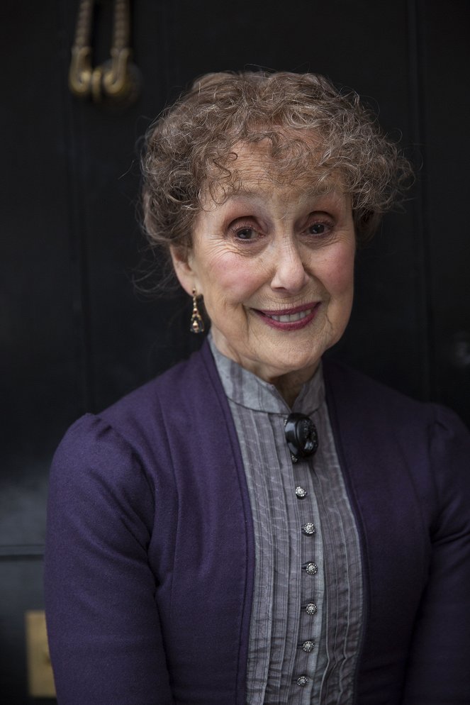 Sherlock - Die Braut des Grauens - Werbefoto - Una Stubbs