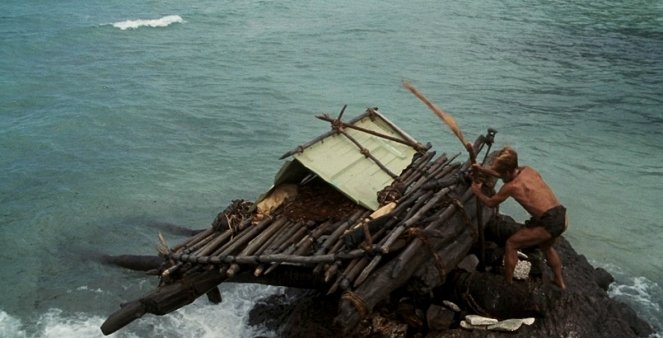 Cast Away - Photos