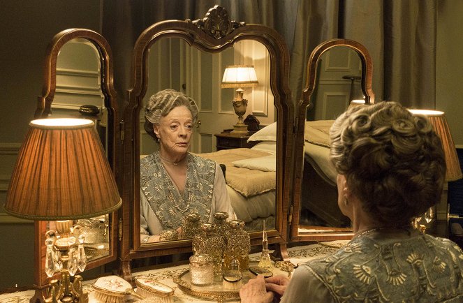 Downton Abbey - Episode 1 - Photos - Maggie Smith