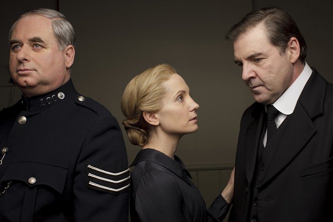 Downton Abbey - Season 6 - Eine gute Nachricht - Werbefoto - Howard Ward, Joanne Froggatt, Brendan Coyle