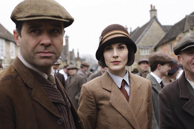Downton Abbey - Episode 2 - Promokuvat - Andrew Scarborough, Michelle Dockery