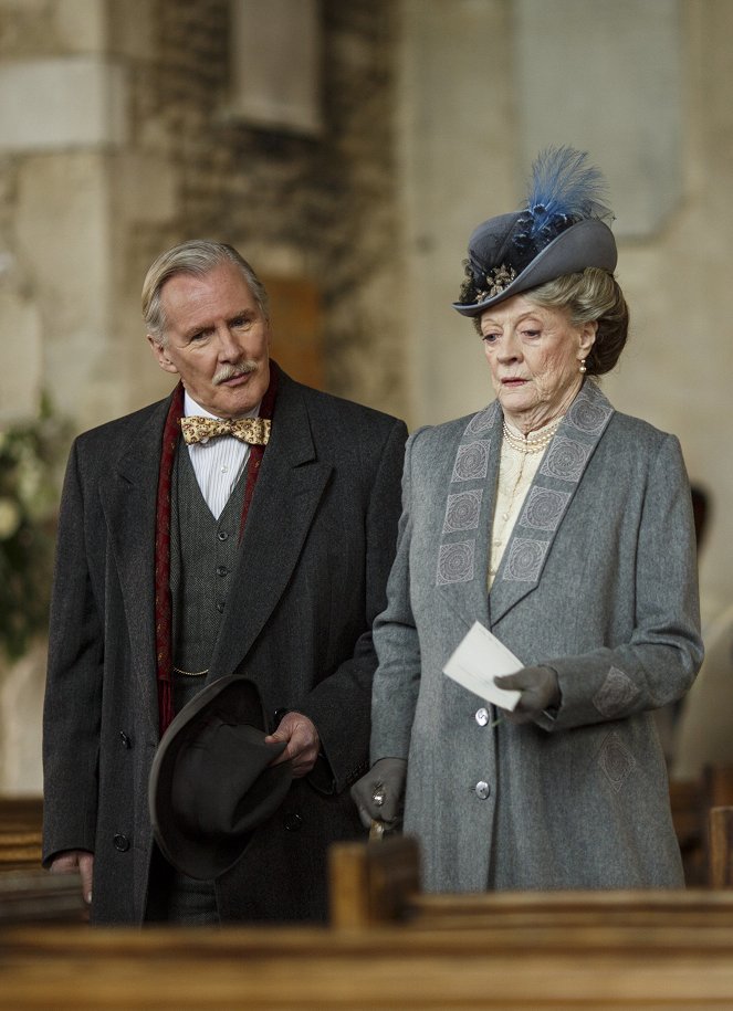 Downton Abbey - Episode 3 - Photos - David Robb, Maggie Smith