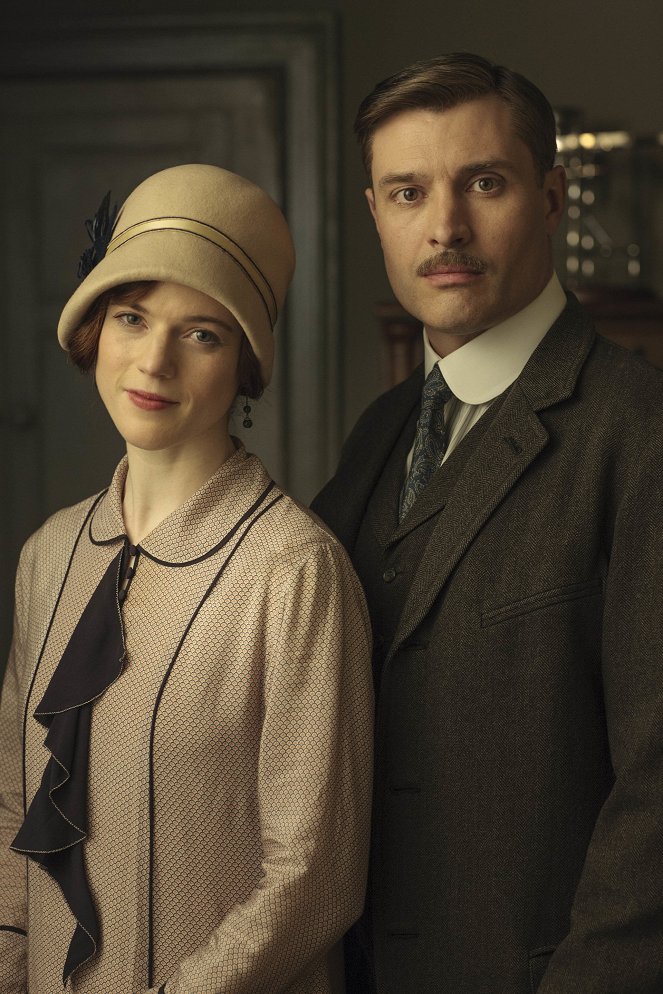 Downton Abbey - Season 6 - Willkommen zu Hause - Werbefoto - Rose Leslie, Philip Battley