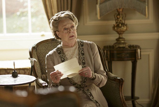 Downton Abbey - Season 6 - Episode 5 - Filmfotók - Maggie Smith