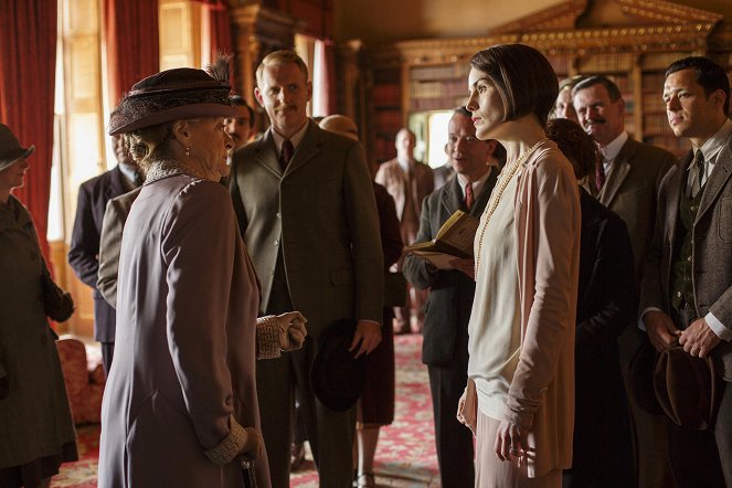Downton Abbey - Season 6 - Tag der offenen Tür - Filmfotos - Maggie Smith, Michelle Dockery