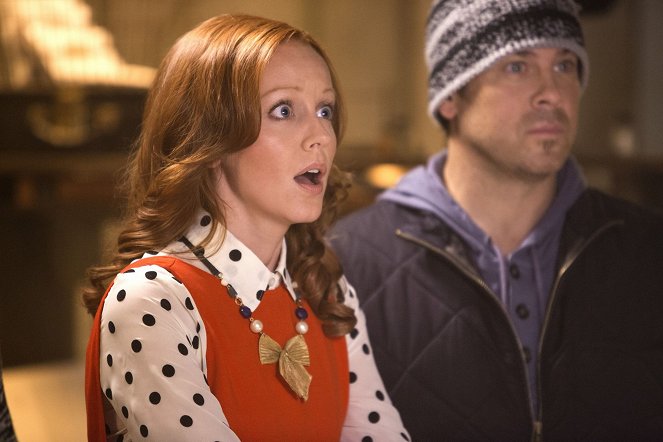 The Librarians - And Santa's Midnight Run - Do filme - Lindy Booth, Christian Kane