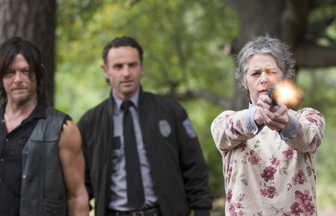 The Walking Dead - Felejts! - Filmfotók - Norman Reedus, Andrew Lincoln, Melissa McBride