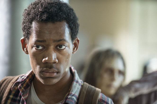 The Walking Dead - Spend - Photos - Tyler James Williams