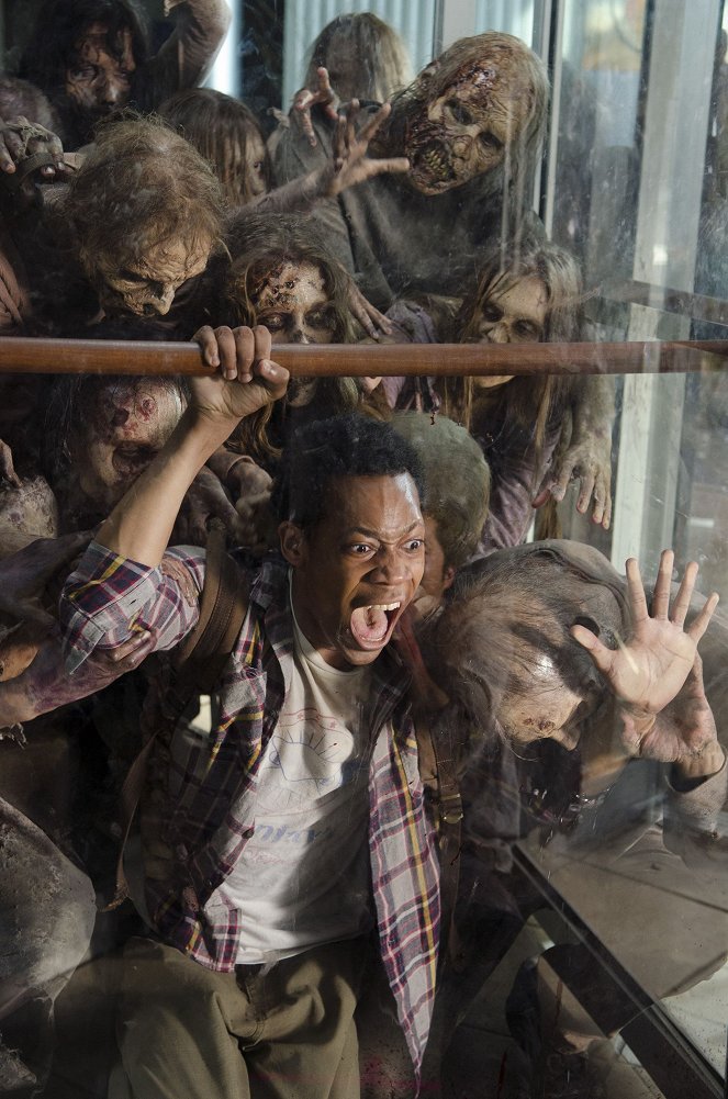 The Walking Dead - Season 5 - Falsches Licht - Filmfotos - Tyler James Williams