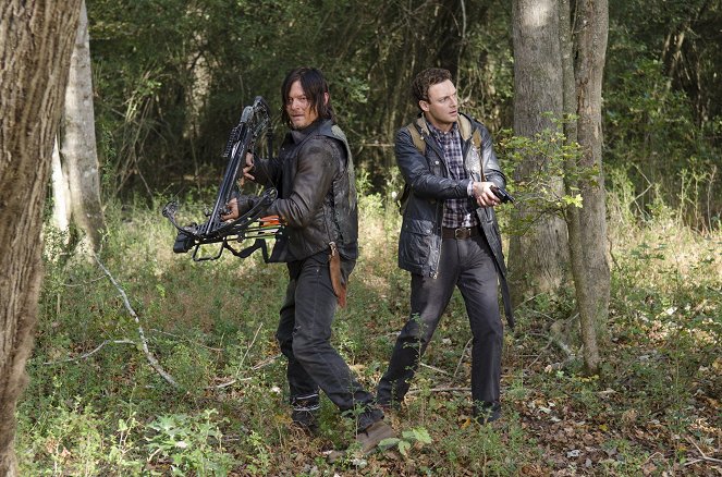 The Walking Dead - Tentar - Do filme - Norman Reedus, Ross Marquand