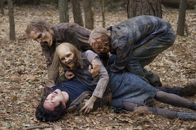The Walking Dead - Conquer - Photos - Steven Yeun