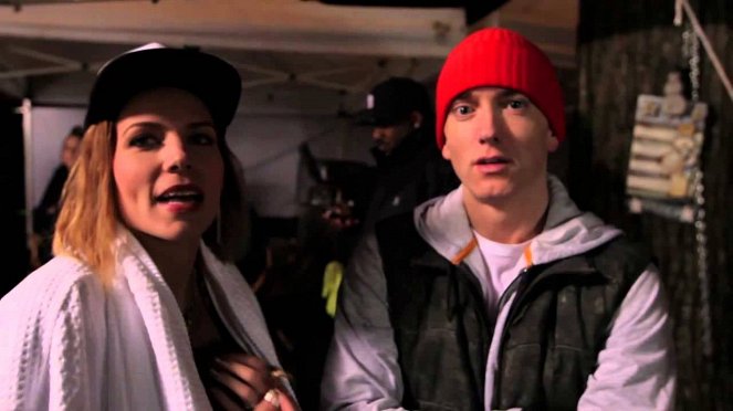 Skylar Grey feat. Eminem: C'mon Let Me Ride - Dreharbeiten - Skylar Grey, Eminem