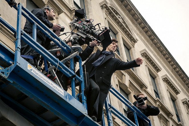 Uusi Sherlock - Tyhjä ruumisauto - Kuvat kuvauksista - Benedict Cumberbatch