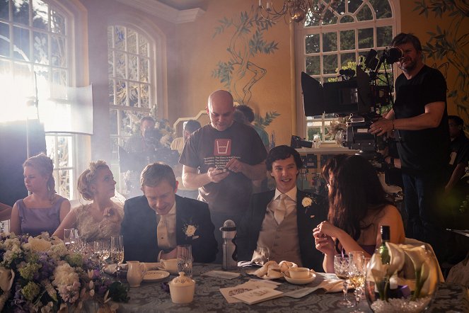 Sherlock - O sinal dos três - De filmagens - Amanda Abbington, Martin Freeman, Benedict Cumberbatch
