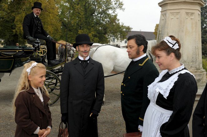 Die kleine Lady - Z filmu - Philippa Schöne, Xaver Hutter, Claudia Messner