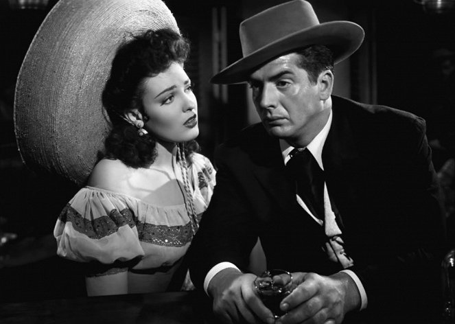 My Darling Clementine - Photos - Linda Darnell, Victor Mature