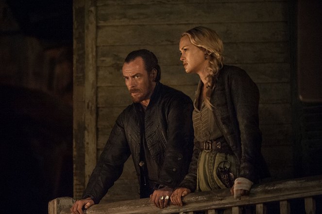 Black Sails - XV. - Do filme - Toby Stephens, Hannah New