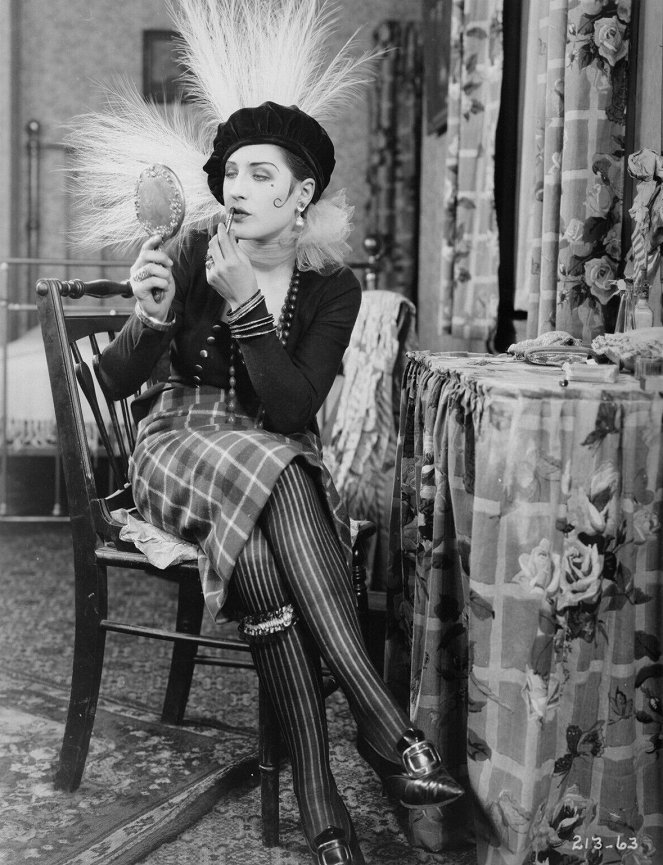 Lady of the Night - Z filmu - Norma Shearer