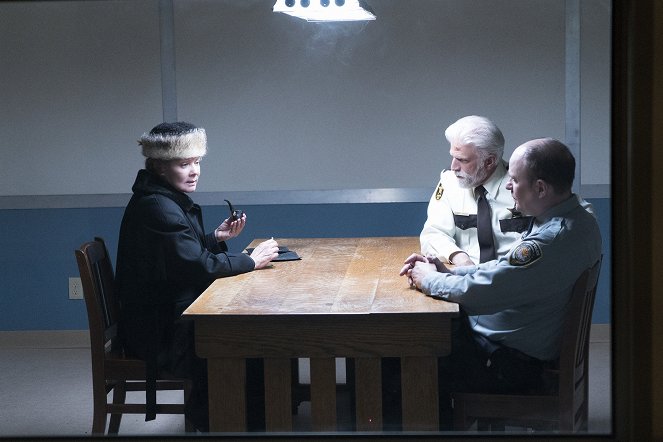 Fargo - Did You Do This? No, You Did It! - Photos - Jean Smart, Ted Danson