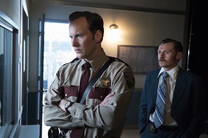 Fargo - Season 2 - Did You Do This? No, You Did It! - Photos - Patrick Wilson, Keir O'Donnell