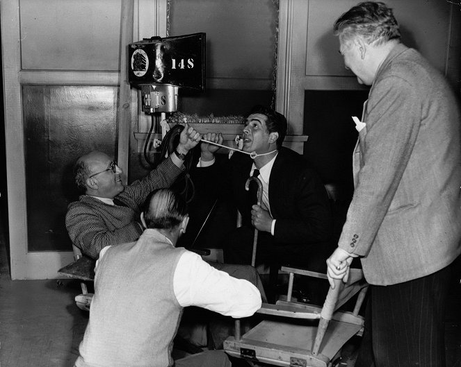 La Proie - Tournage - Robert Siodmak, Victor Mature