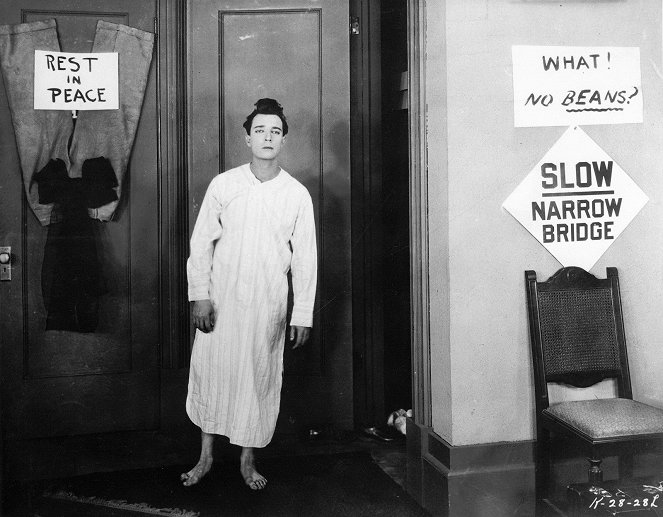 Frigo vítěz univerzity - Z filmu - Buster Keaton