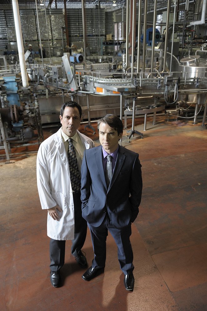 Warehouse 13 - For the Team - Photos - Hamish McEwan, Christian Campbell