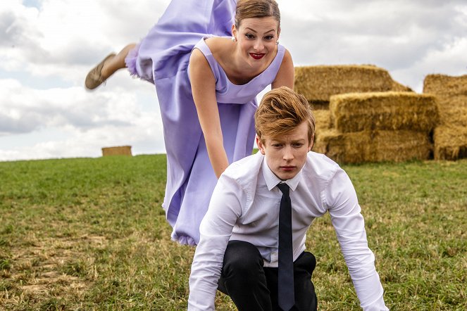 The Musical, or the Way to Happiness - Photos - Anna Fialová, Adam Mišík