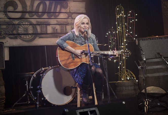 iZombie - Even Cowgirls Get the Black and Blues - Photos