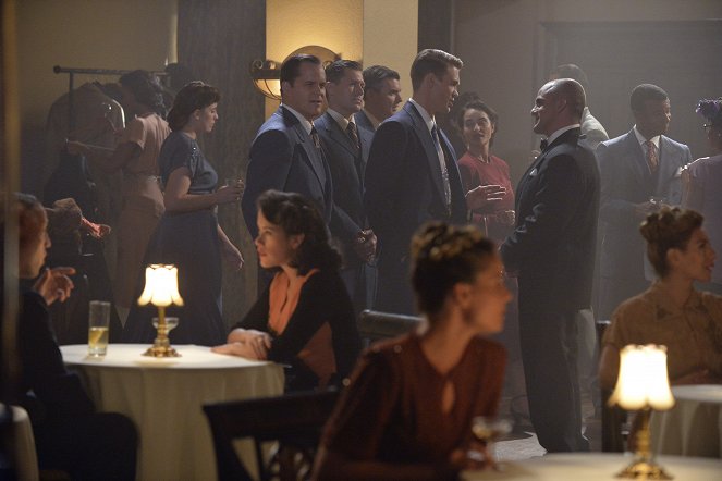 Agent Carter - Season 1 - Now Is Not the End - Photos - Kyle Bornheimer, Chad Michael Murray