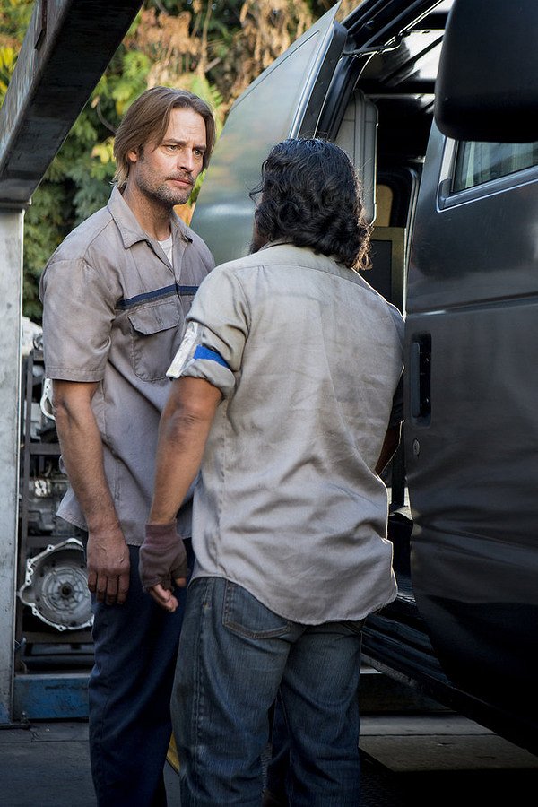 Colony - Piloto - Do filme - Josh Holloway