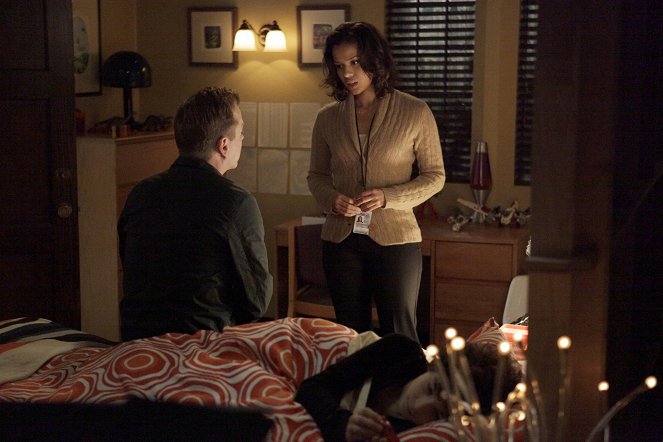 Touch - Season 1 - Safety in Numbers - Photos - Gugu Mbatha-Raw