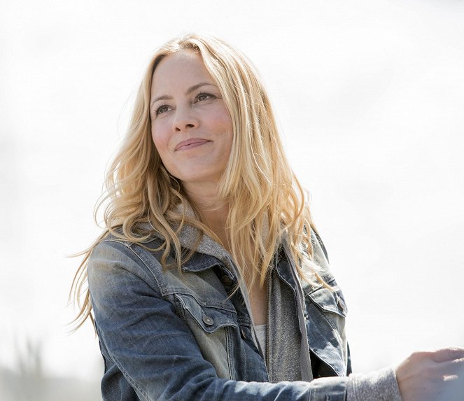 Touch - Season 1 - Gyre, Part 2 - Photos - Maria Bello