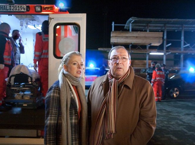 Polizeiruf 110 - Season 39 - Blutiges Geld - Kuvat elokuvasta - Isabell Gerschke, Jaecki Schwarz