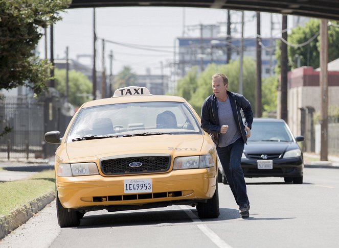 Érintés - Season 2 - Közeli helyeken - Filmfotók - Kiefer Sutherland