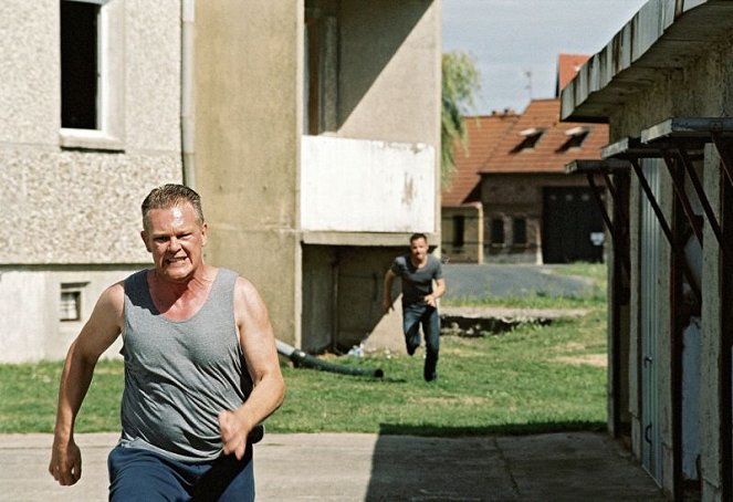 Polizeiruf 110 - Season 36 - Dunkler Sommer - Filmfotók - Thomas Lawinky, Felix Eitner