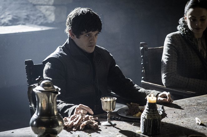Game of Thrones - Kill the Boy - Photos - Iwan Rheon, Sophie Turner