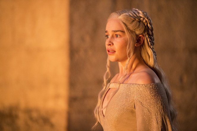 Game Of Thrones - Die Kriege, die da kommen - Filmfotos - Emilia Clarke