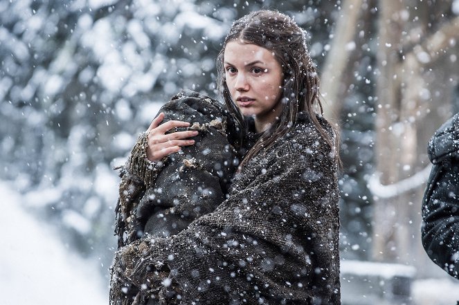 Game of Thrones - The Gift - Photos - Hannah Murray