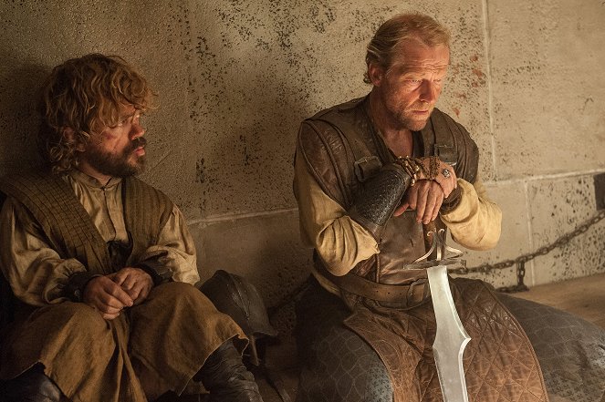 Game of Thrones - The Gift - Photos - Peter Dinklage, Iain Glen