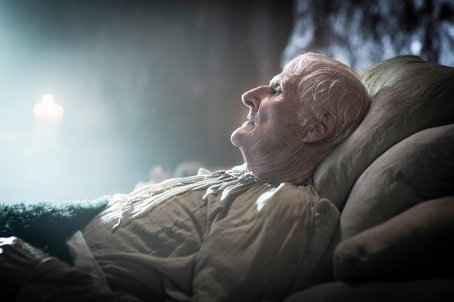 Game of Thrones - Season 5 - The Gift - Van film - Peter Vaughan