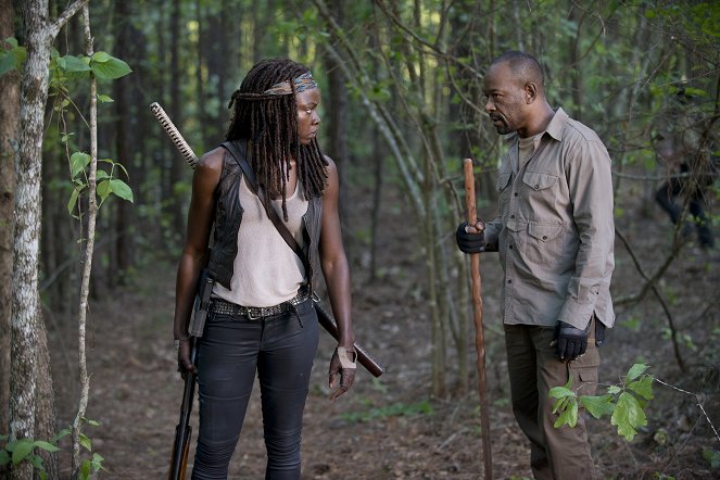 The Walking Dead - Herdentrieb - Filmfotos - Danai Gurira, Lennie James