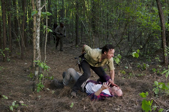 The Walking Dead - Vállvetve - Filmfotók - Andrew Lincoln