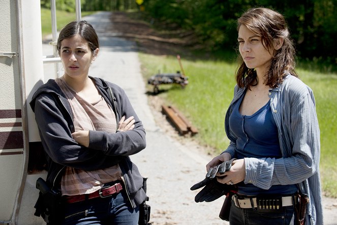 The Walking Dead - Season 6 - First Time Again - Photos - Alanna Masterson, Lauren Cohan