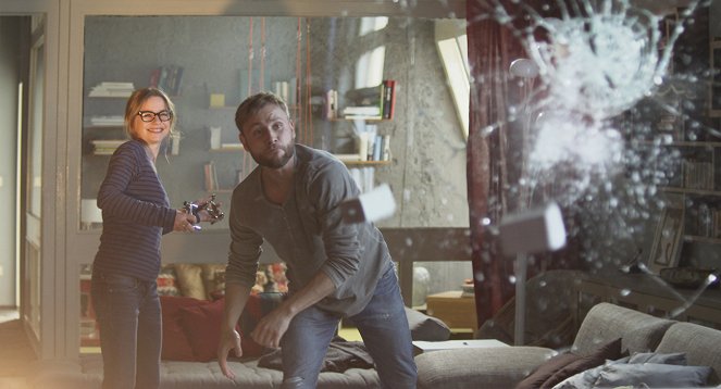 Lichtgestalten - Photos - Theresa Scholze, Max Riemelt