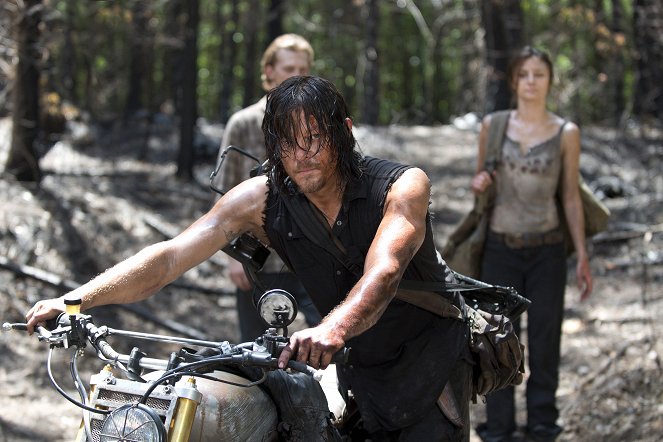 The Walking Dead - Season 6 - A responsabilidade é sempre tua - Do filme - Norman Reedus, Christine Evangelista