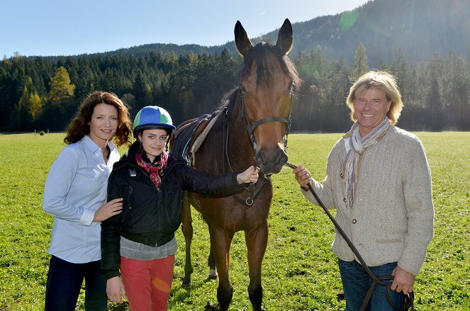 Der Ruf der Pferde - Promoción - Pia Baresch, Matilda Krückl, Hansi Hinterseer