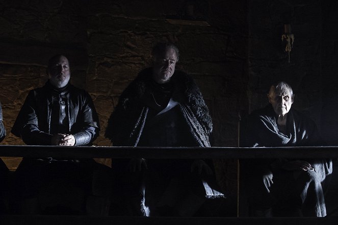 Game of Thrones - Season 4 - Two Swords - Photos - Dominic Carter, Owen Teale, Peter Vaughan