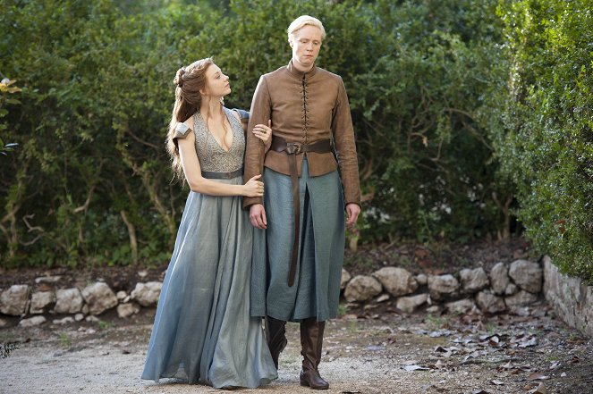Game of Thrones - Season 4 - Two Swords - Photos - Natalie Dormer, Gwendoline Christie